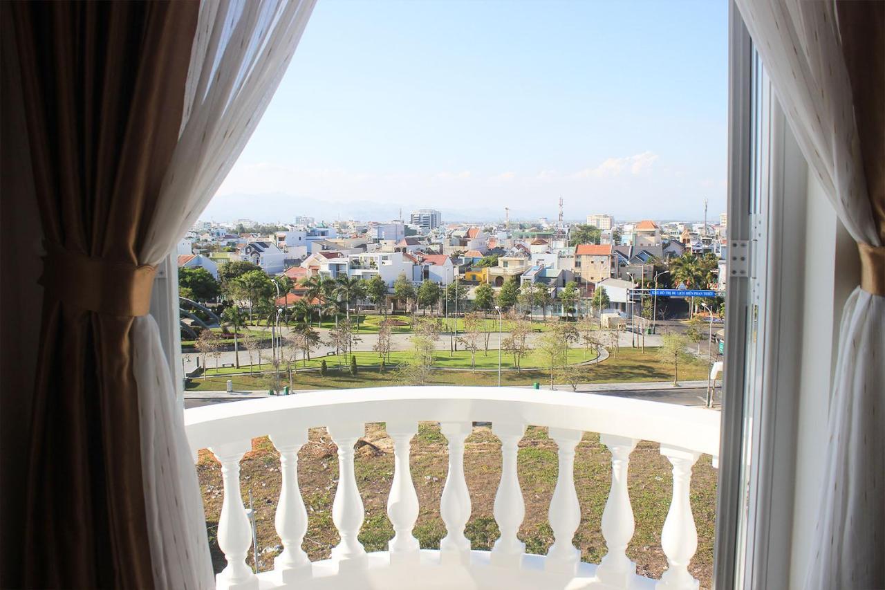 Huy Hotel *